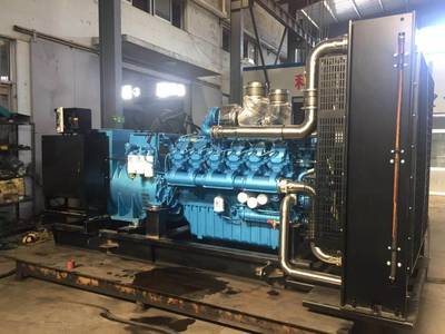 700KW潍柴股份柴油发电机组 性能卓越的电力保障